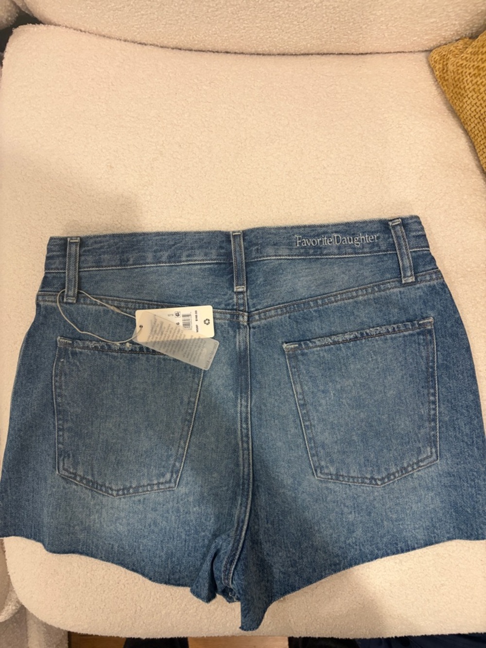 Favorite Daughter Caroline Medium Blue High-Rise Denim Shorts (26 and 27) - Picture 2 of 4